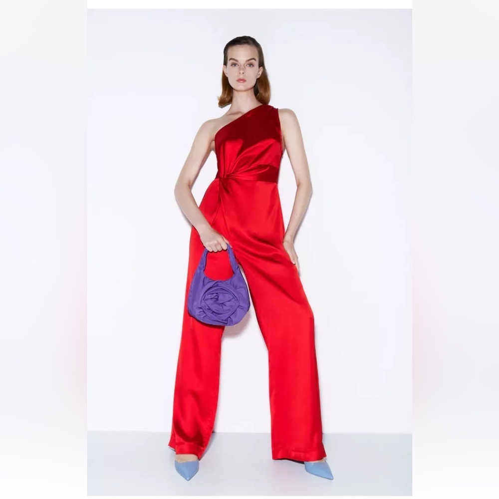 Elegant ZARA ASYMMETRIC LONG  RED SATIN One-Shoulder Jumpsuit XS